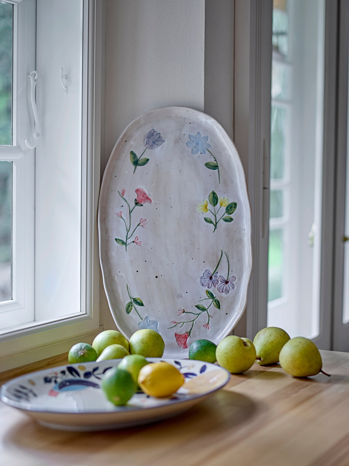 Camilla handcrafted glazed stoneware serving plate