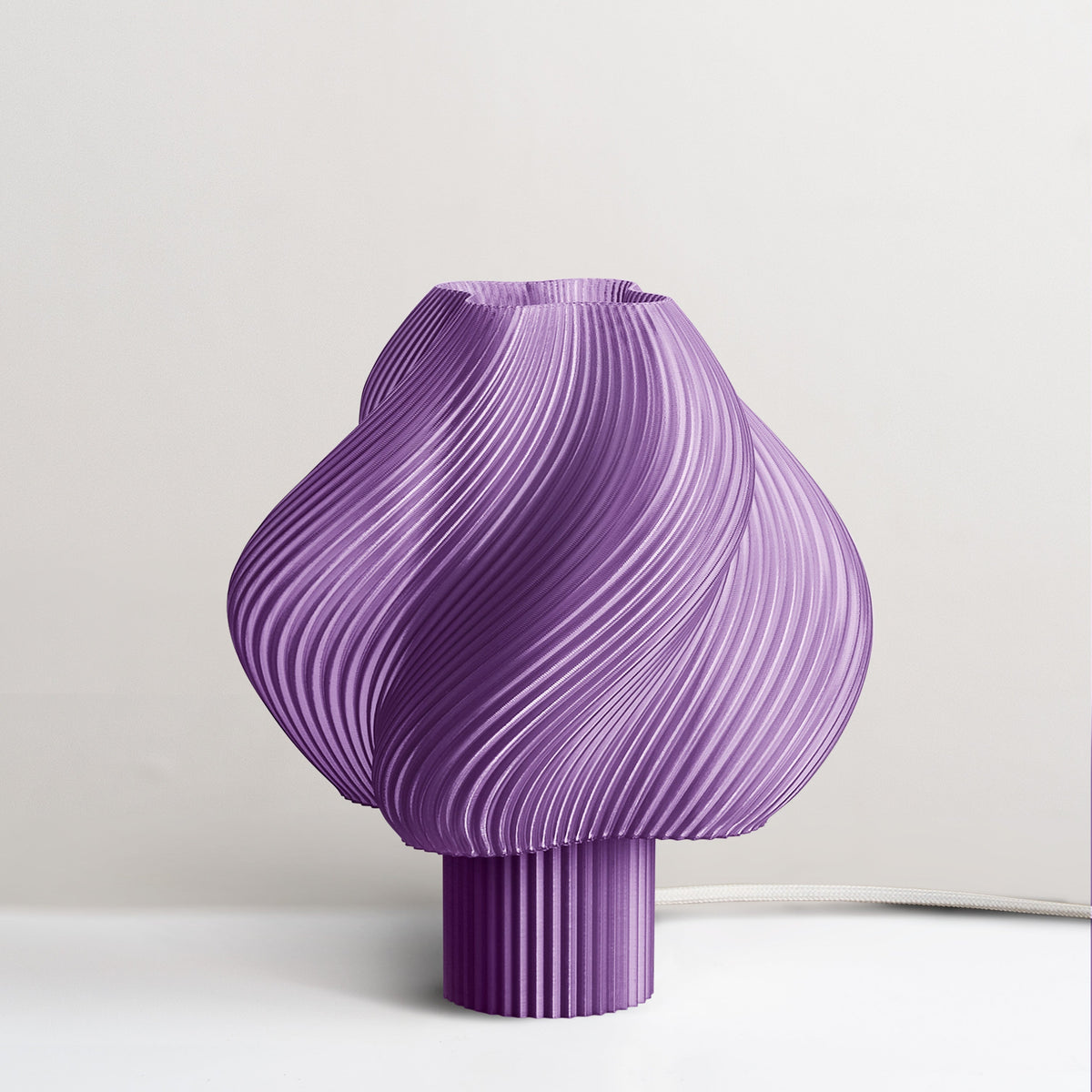 Crème Atelier soft serve lamp, Medium, Lavender