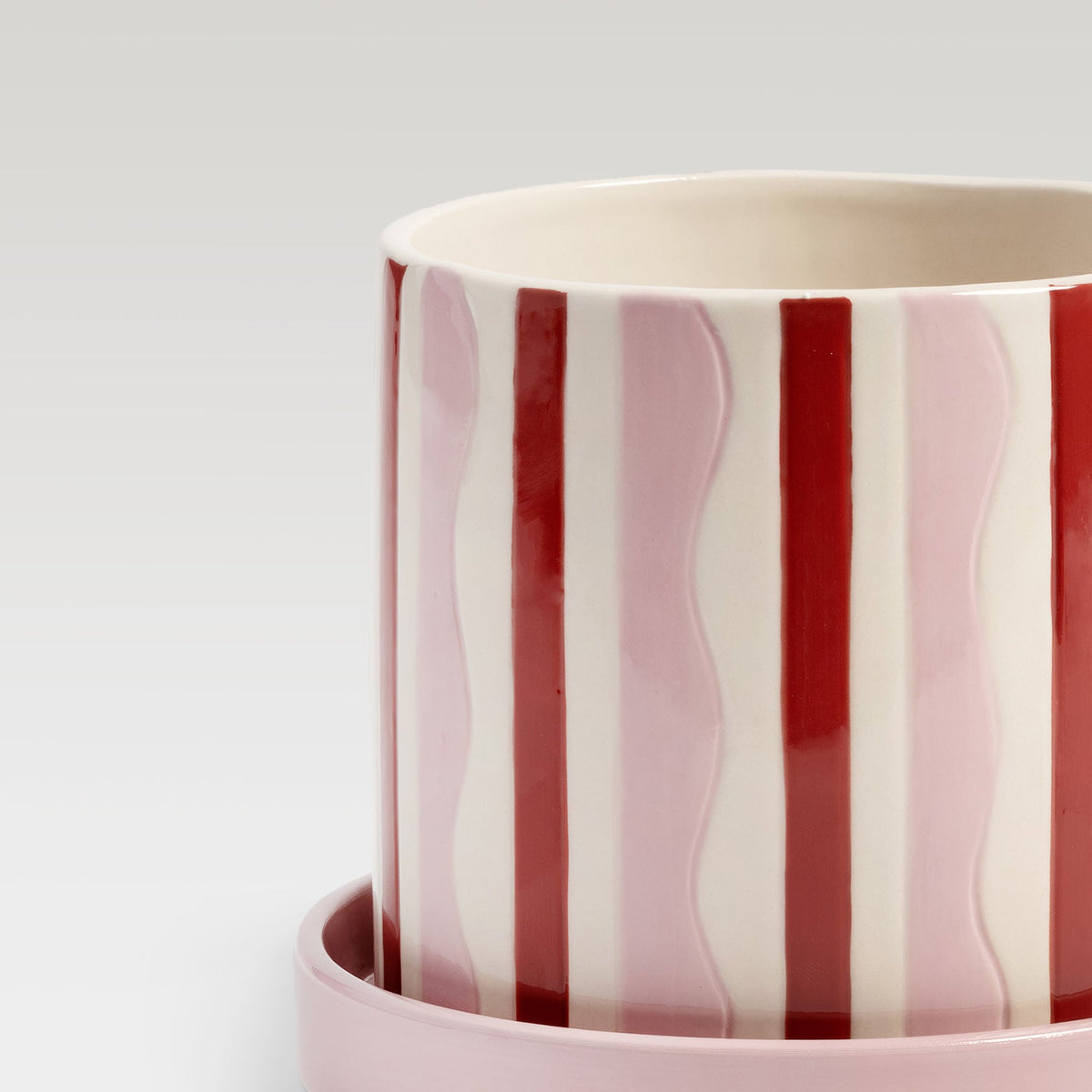 Clash Wiggle Planter, Pink & Red